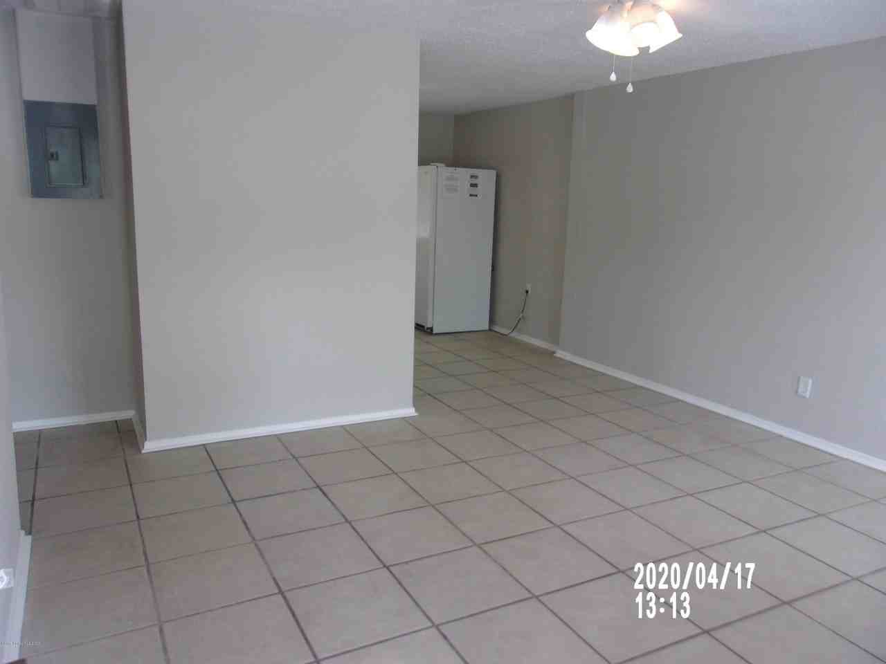 53 Shady Ln - Photo 4 of 28