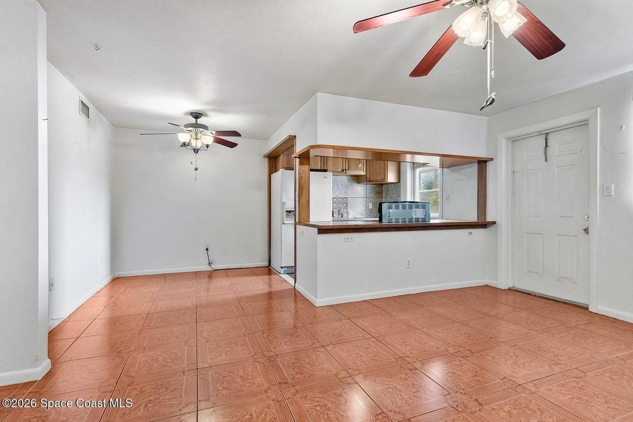 401 Monroe Ave #C201 - Photo 5 of 31