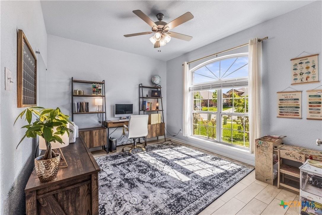 5107 La Piedra Ln - Photo 6 of 31