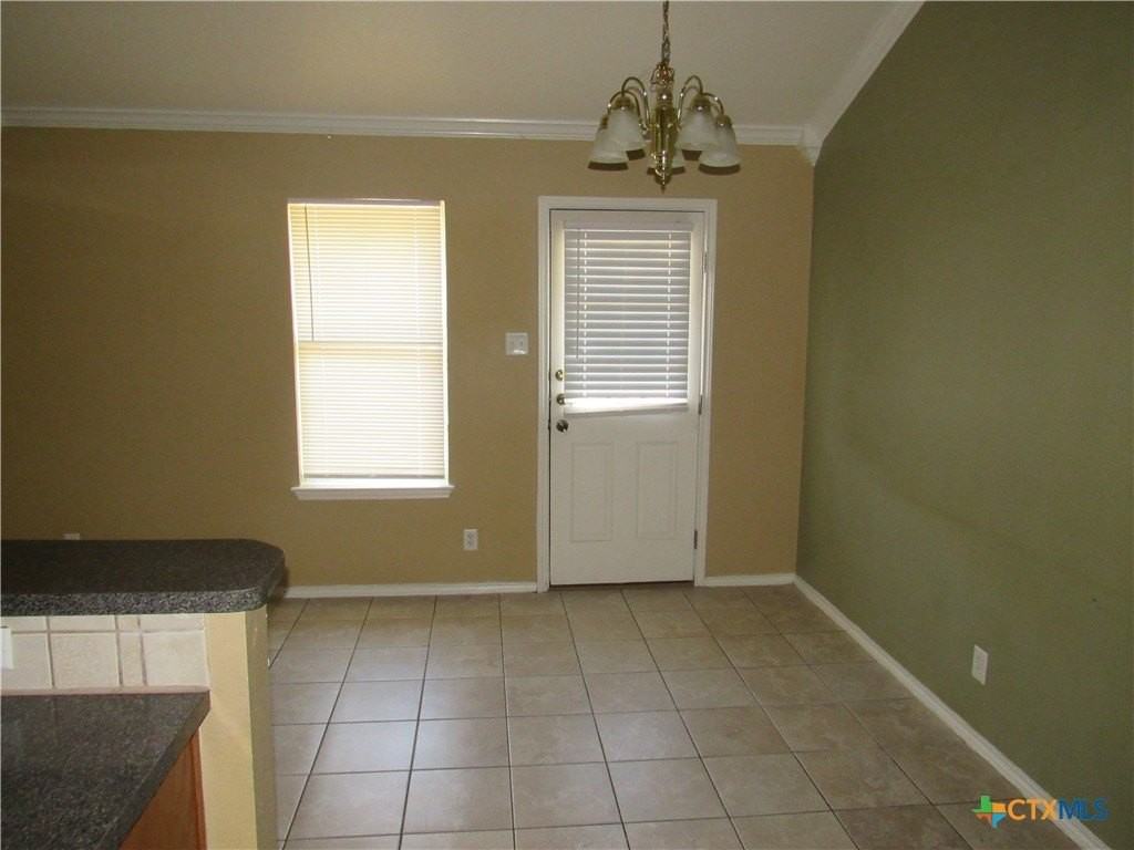 4301 Elms Run Cir Apt B - Photo 4 of 16