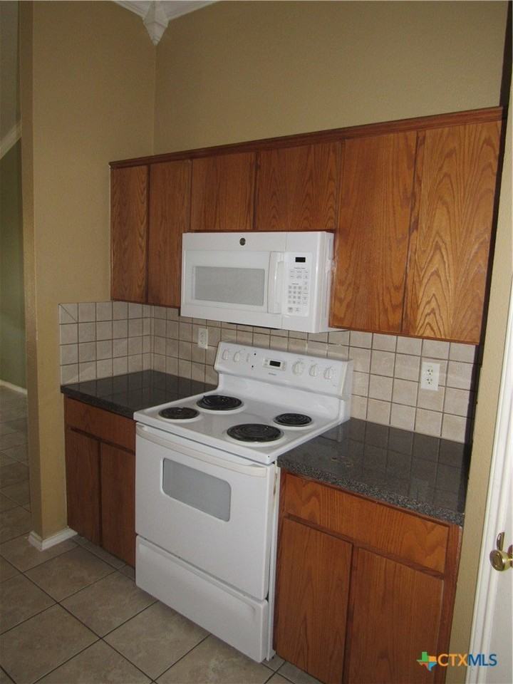 4301 Elms Run Cir Apt B - Photo 7 of 16