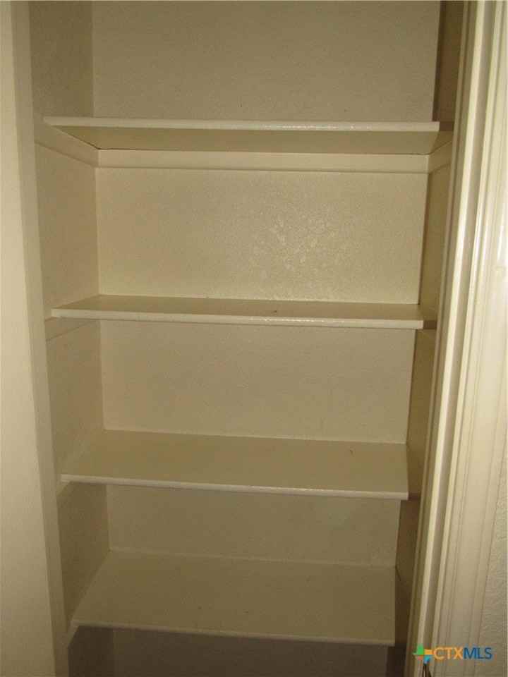 3807A Hitchrock Dr - Photo 5 of 14