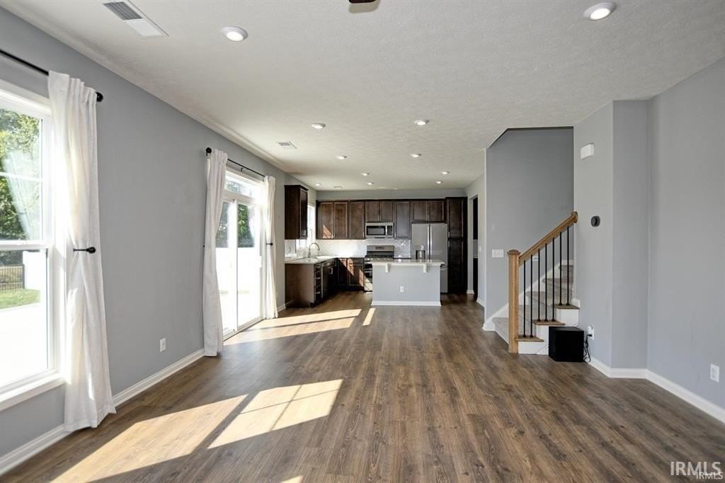 11134 Ensle Dr - Photo 6 of 33