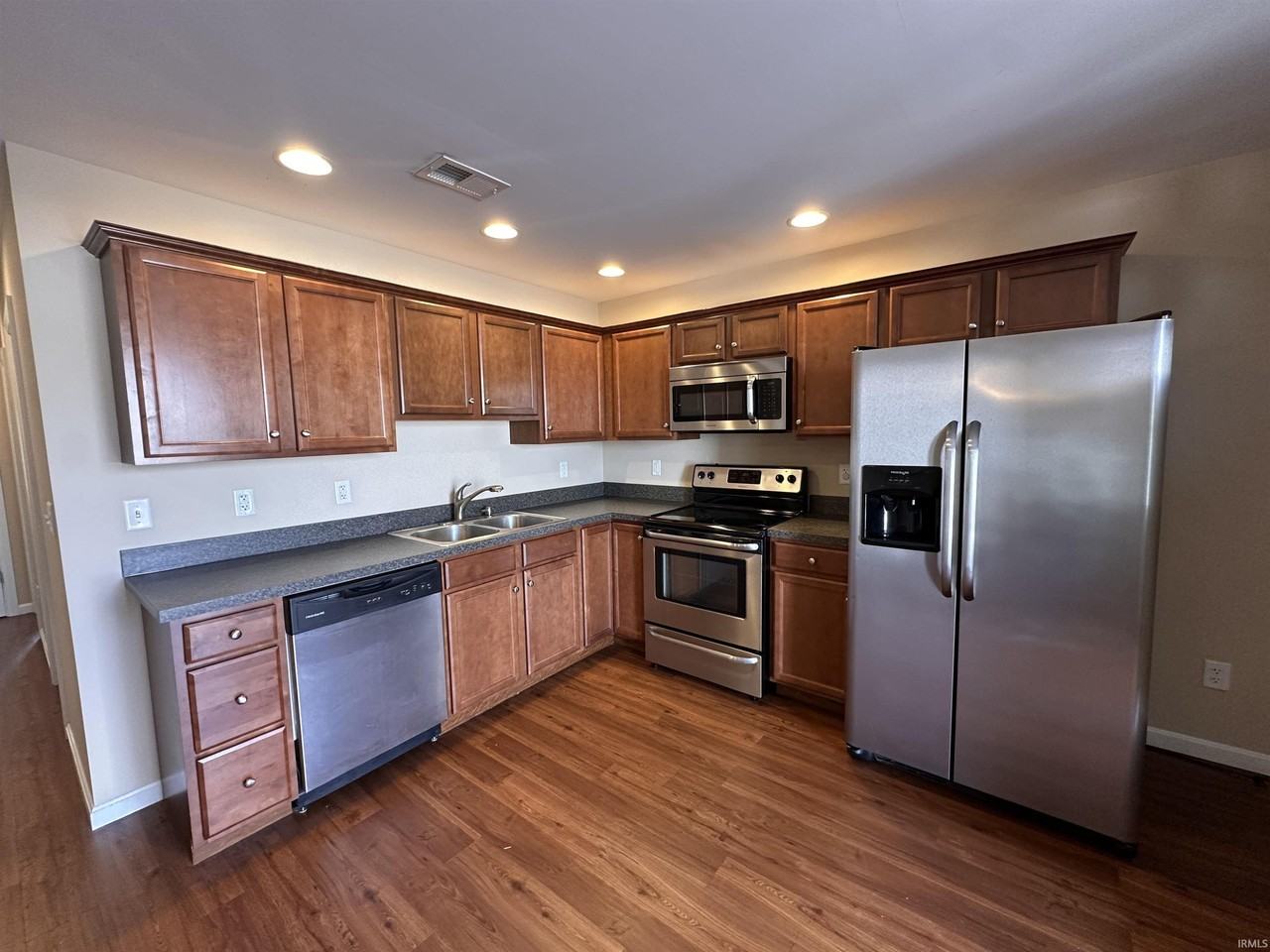 2301 W Michigan St #F - Photo 5 of 15