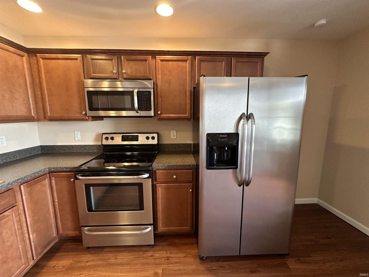 2301 W Michigan St #F - Photo 6 of 15