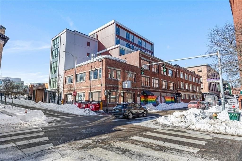 71 Richmond St #5B - Photo 3 of 49
