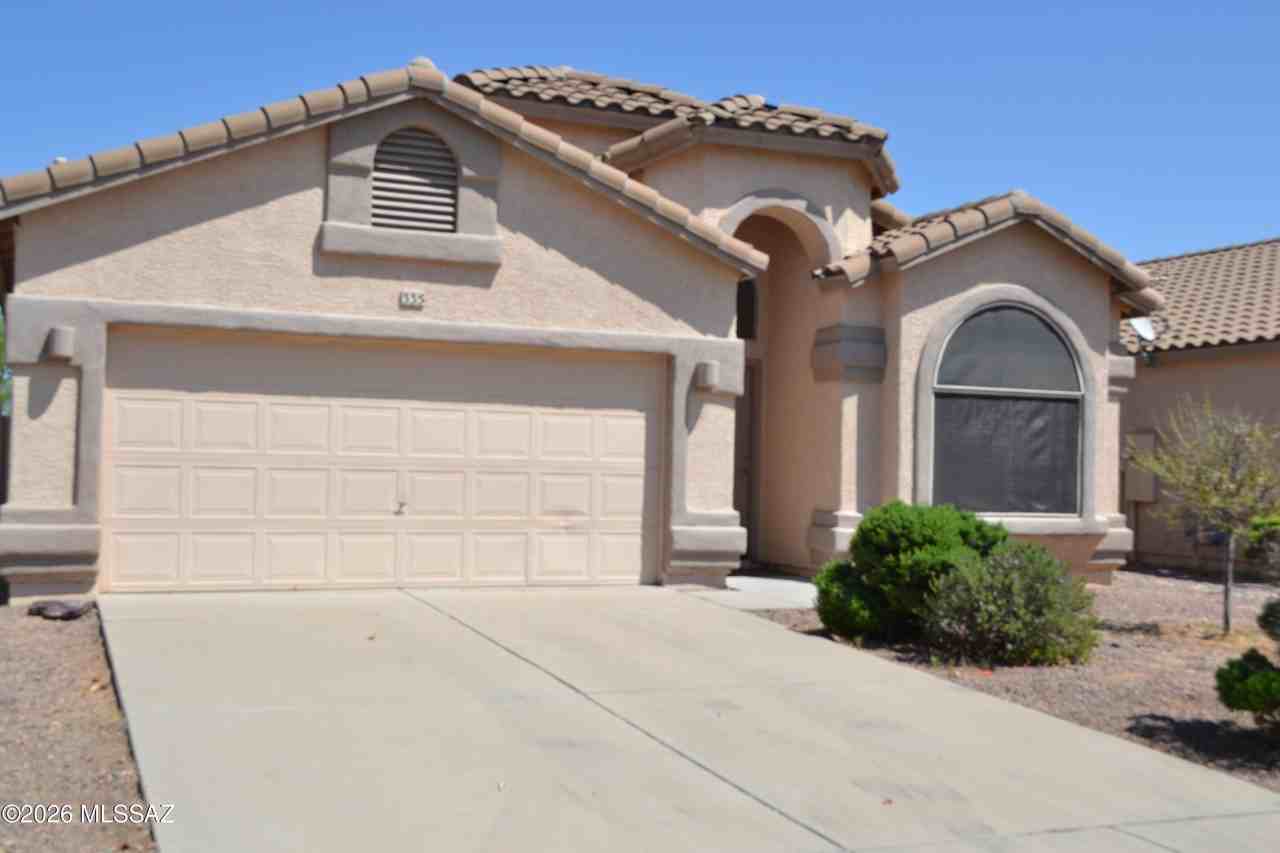 335 E Camino Del Abeto - Photo 2 of 29