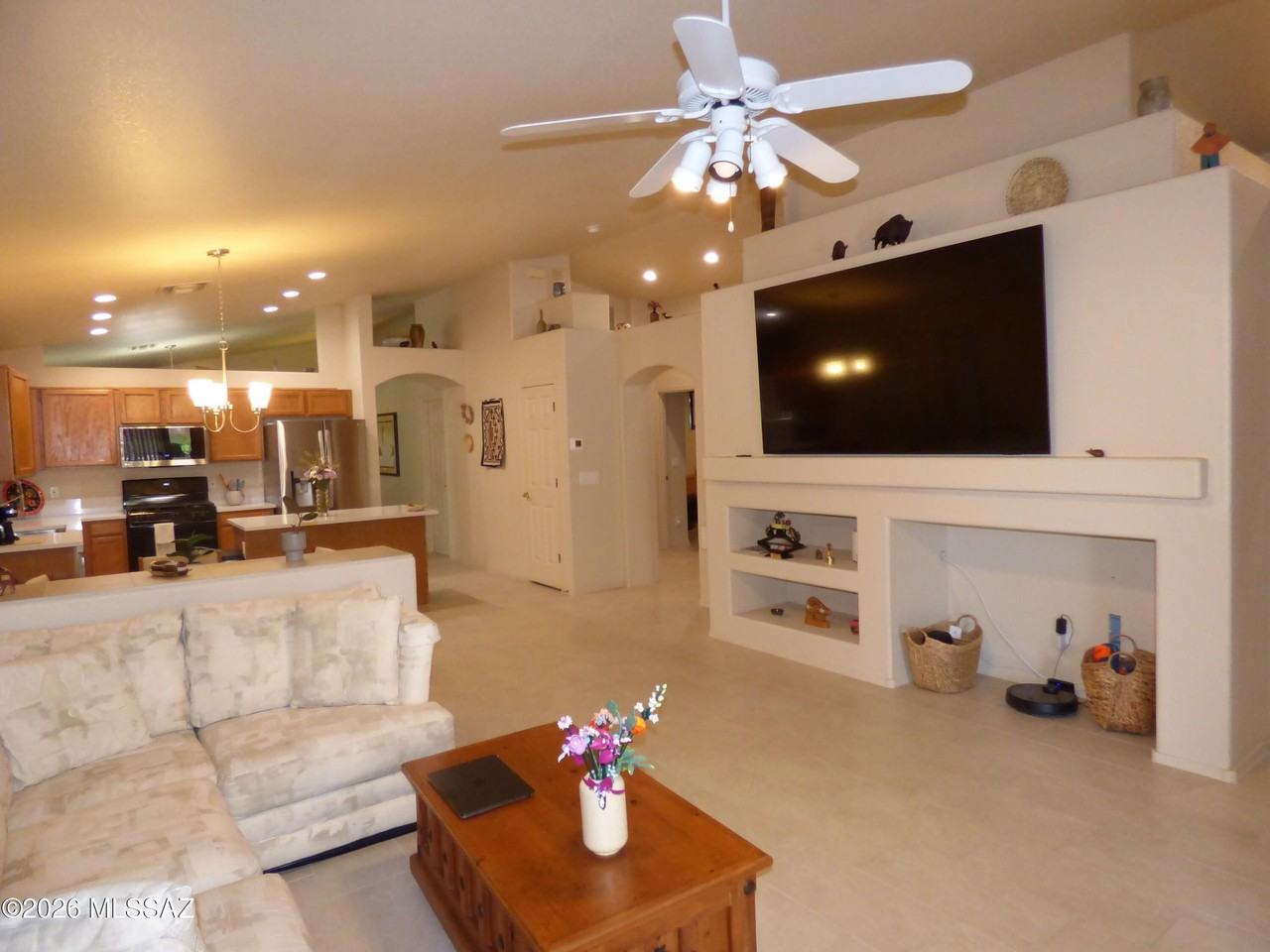 9516 N Flynn Way - Photo 4 of 30