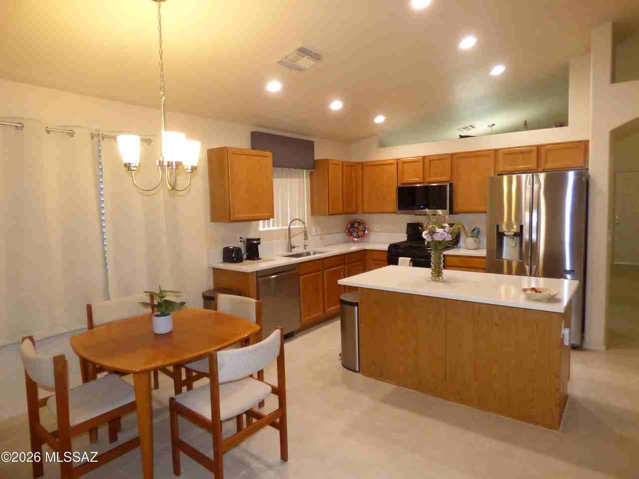 9516 N Flynn Way - Photo 6 of 30