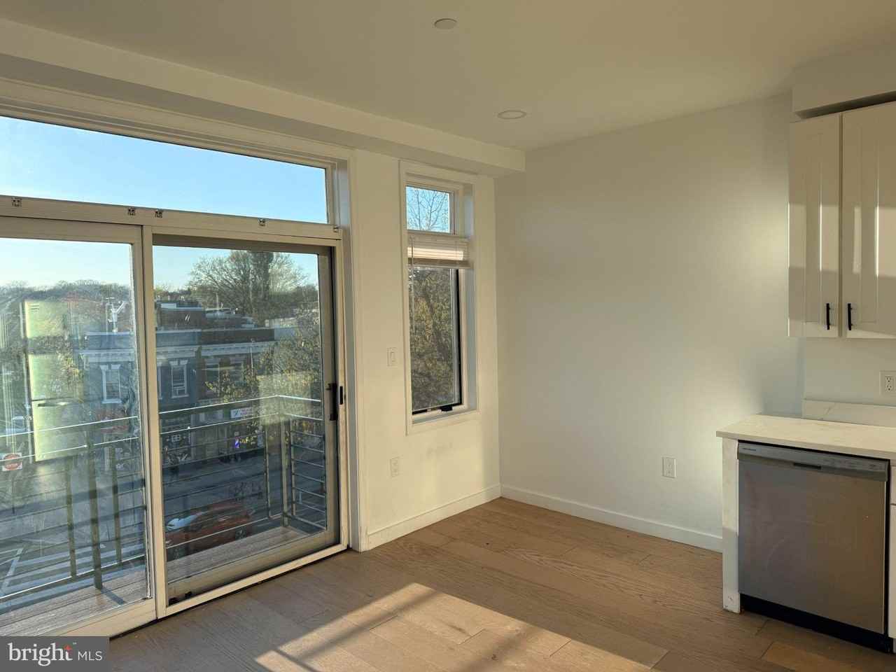 3601 14th St Nw #6 - Photo 4 of 26