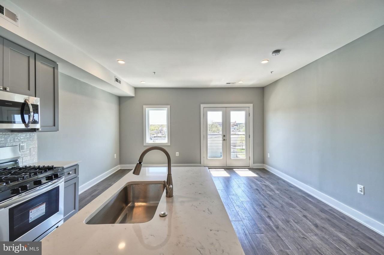 2013 Benning Rd Ne #8 - Photo 5 of 35