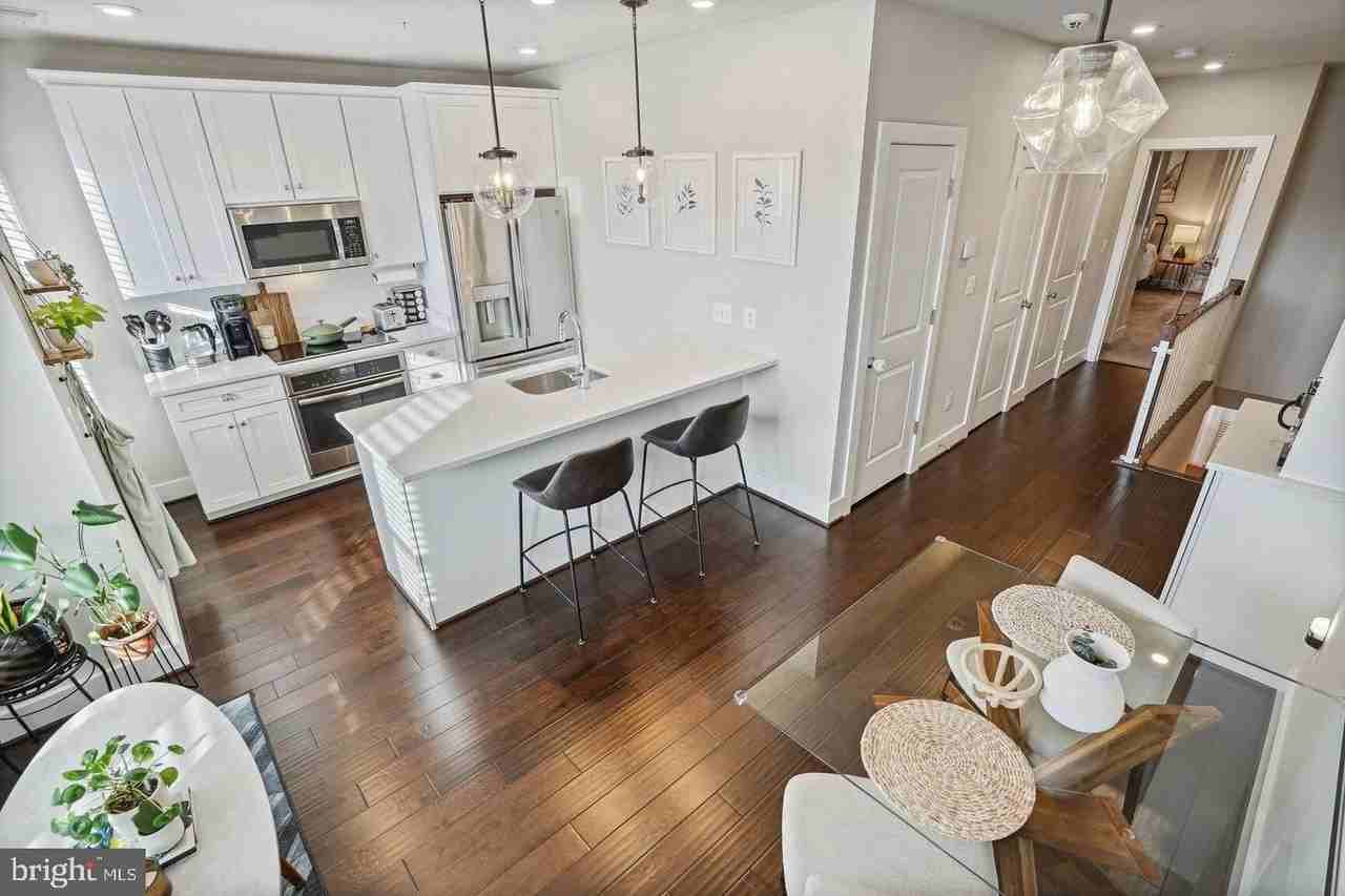 7205 Georgia Ave Nw #6B - Photo 4 of 13