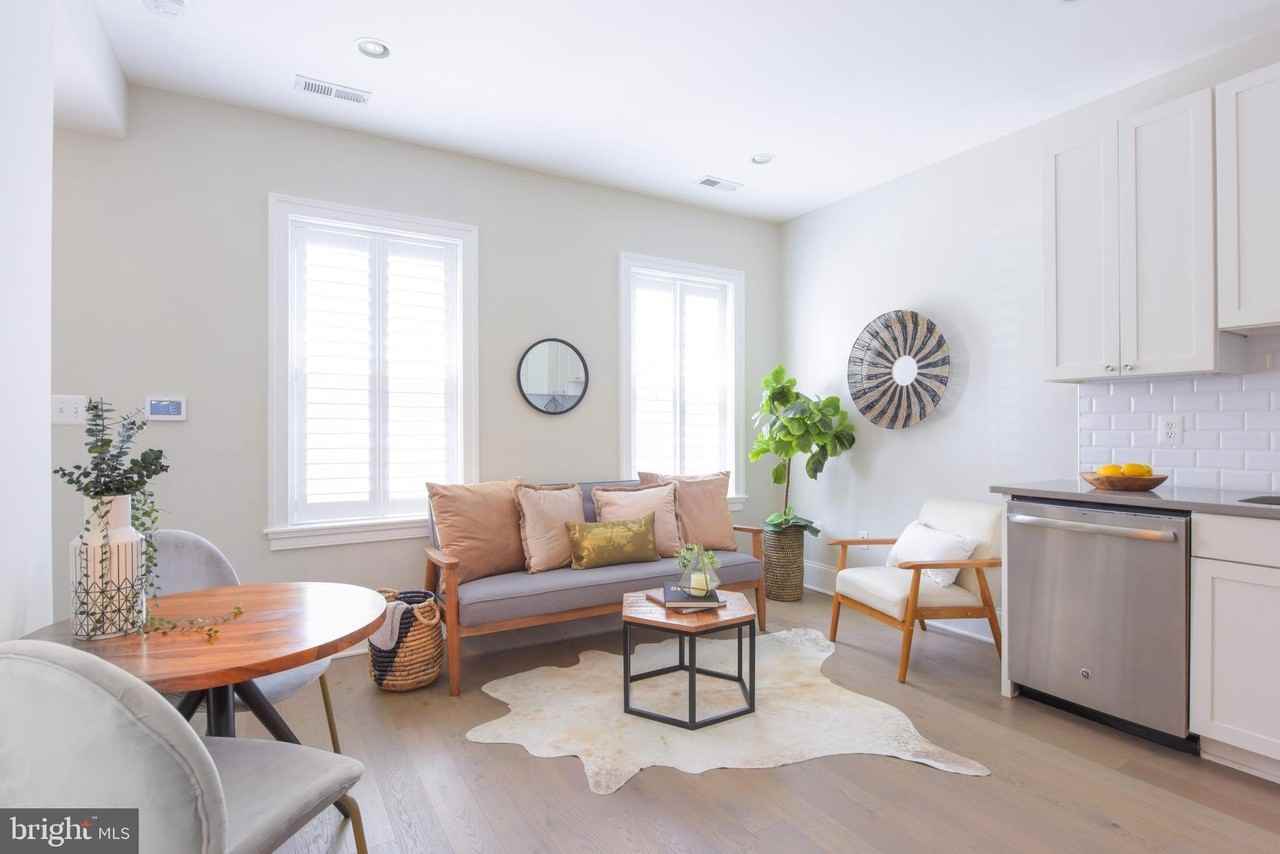 3921 Fulton St Nw #3 - Photo 3 of 24