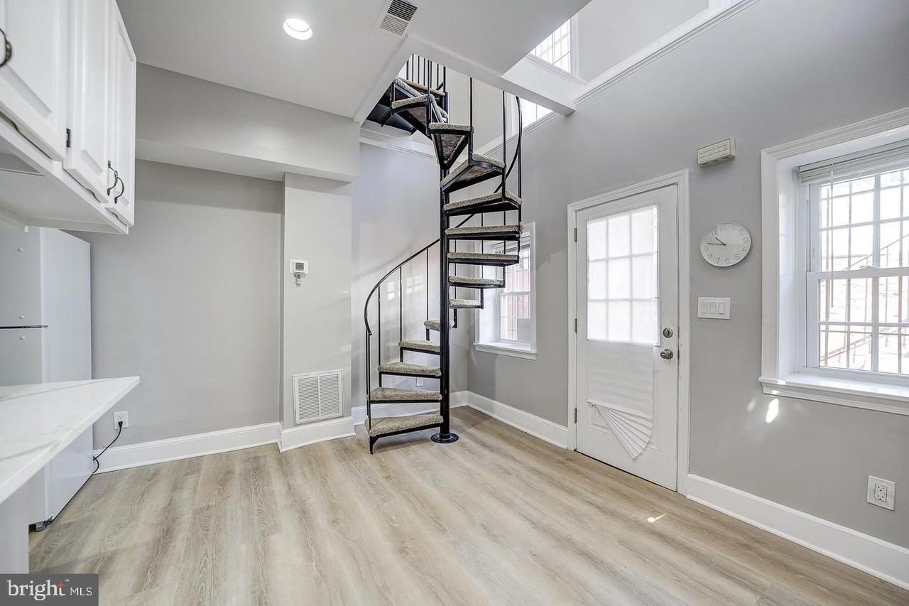 1213 12th St Nw Apt C - Photo 6 of 19