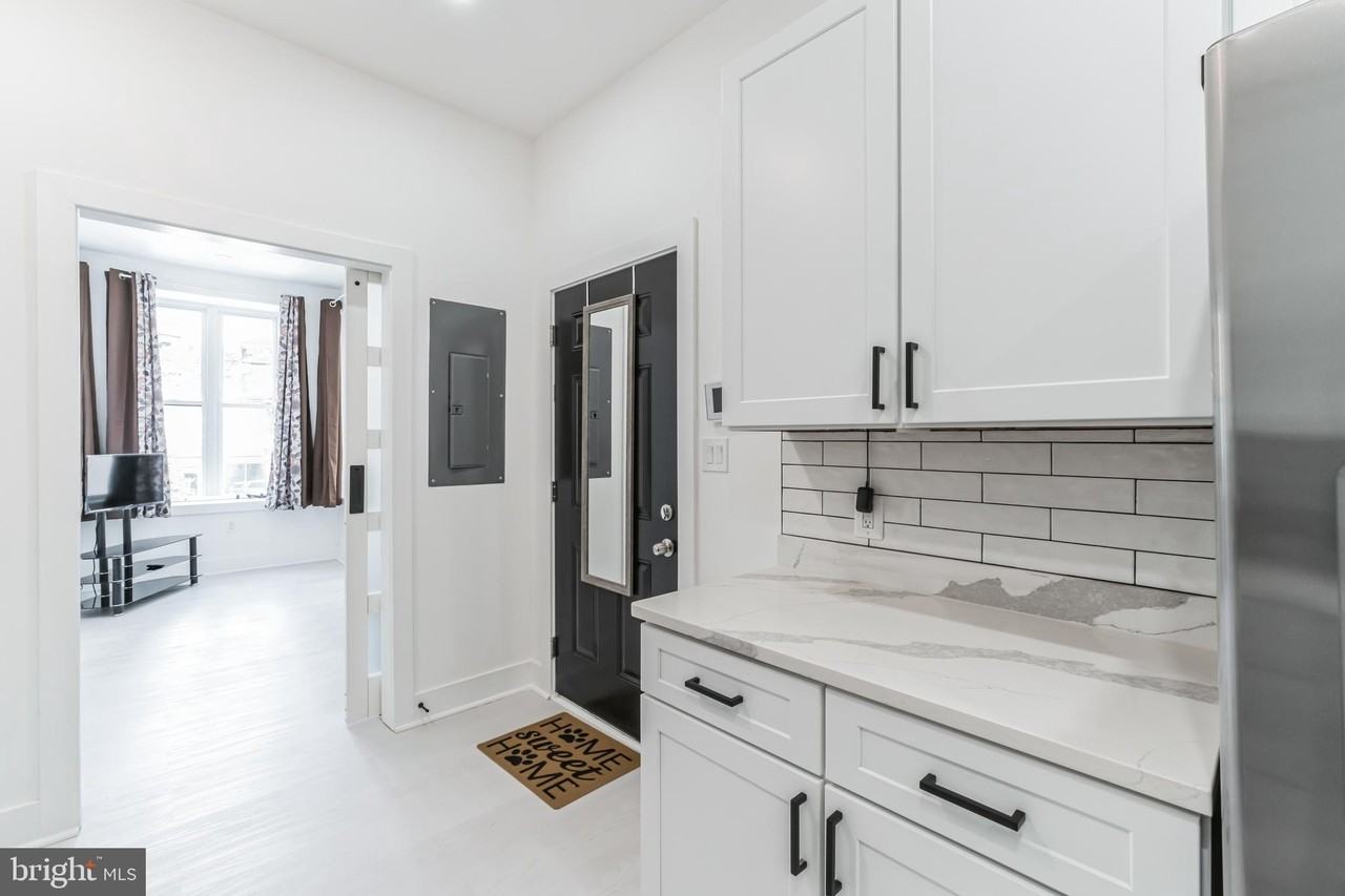 33 Florida Ave Ne #3 - Photo 3 of 9