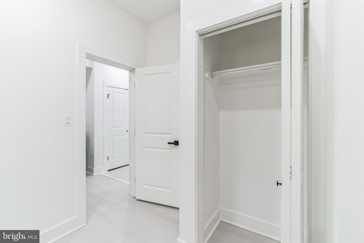 33 Florida Ave Ne #3 - Photo 5 of 9