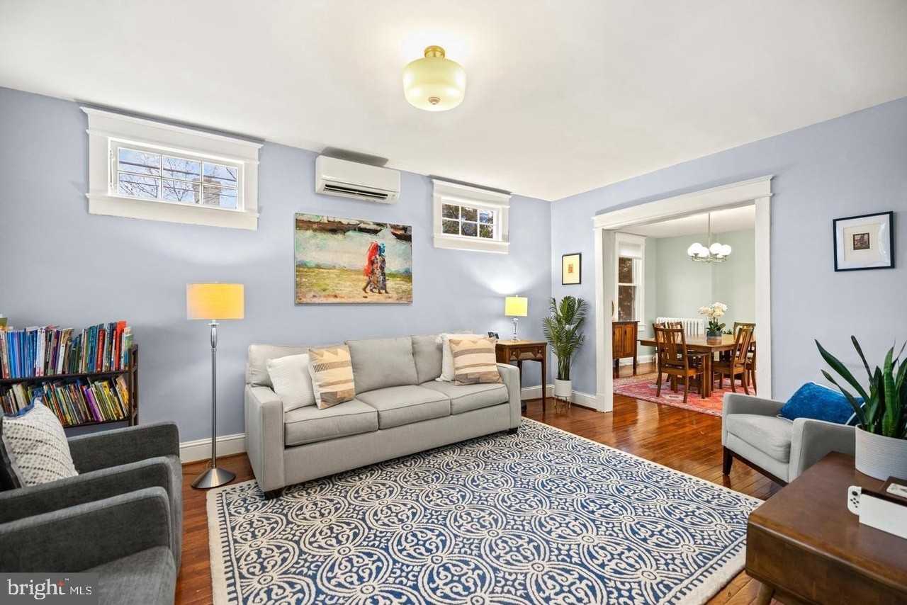 637 Allison St Nw - Photo 3 of 25