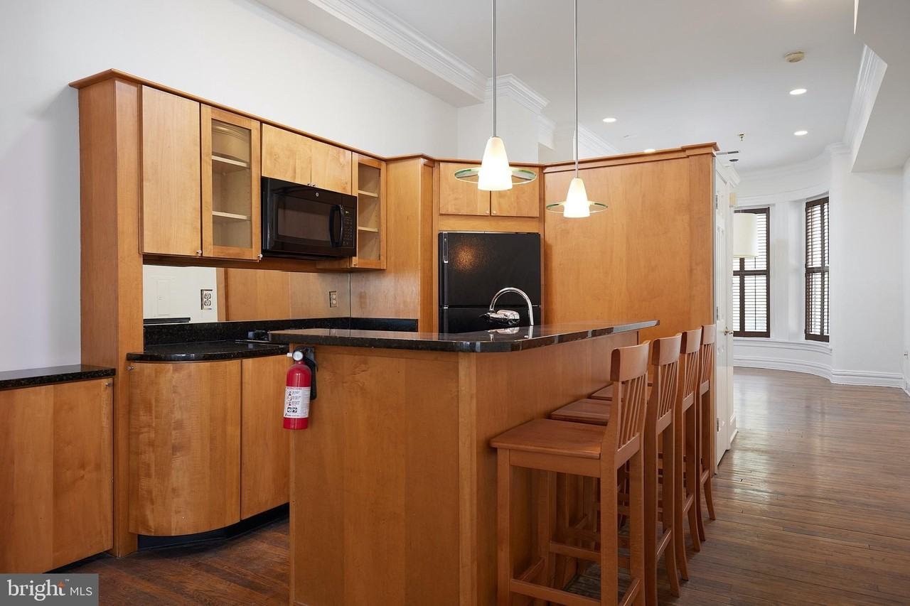 1702 Q St Nw Apt 2 - Photo 7 of 31