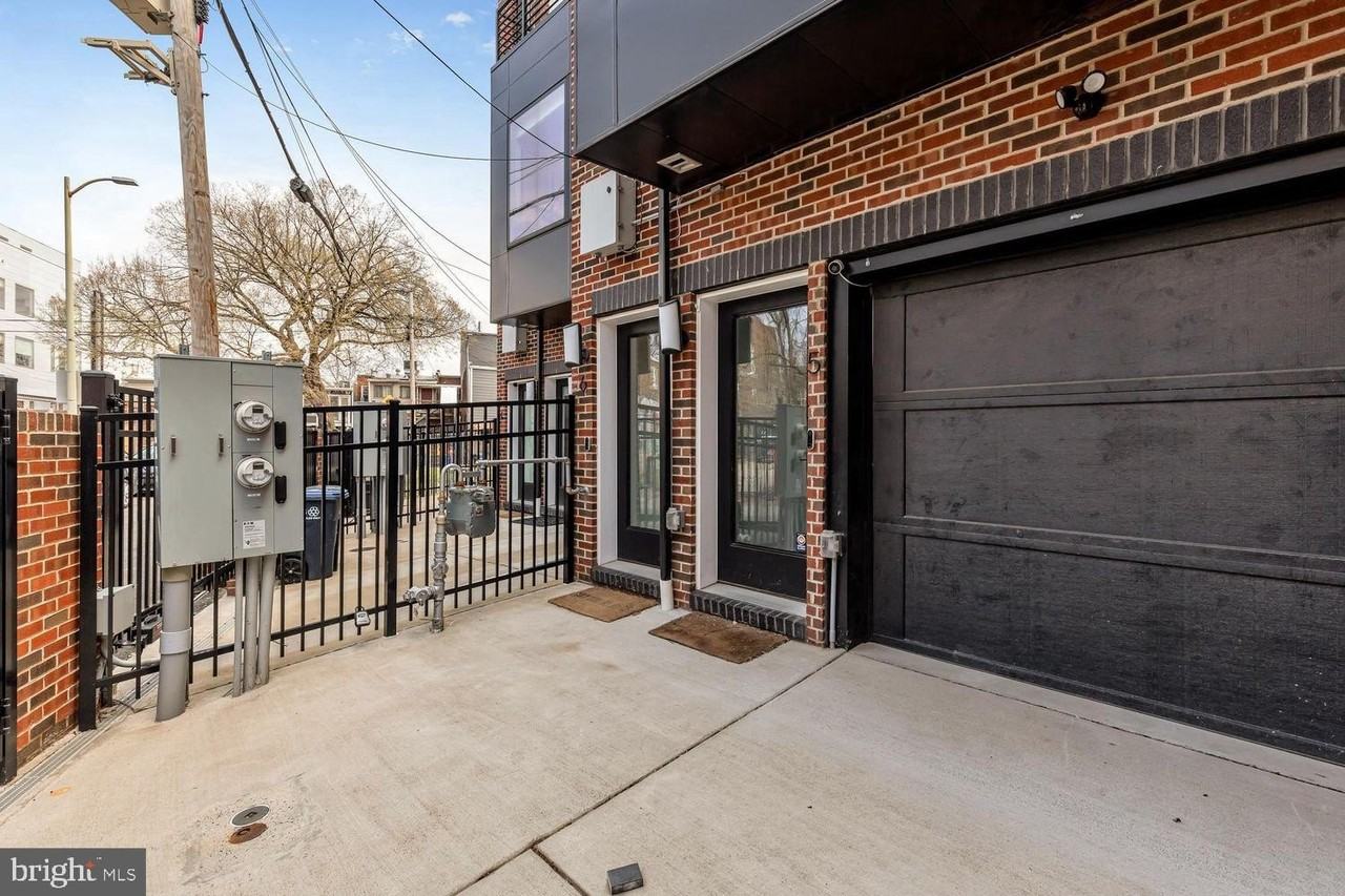 664 Glick Ct Nw Unit 6 - Photo 3 of 23