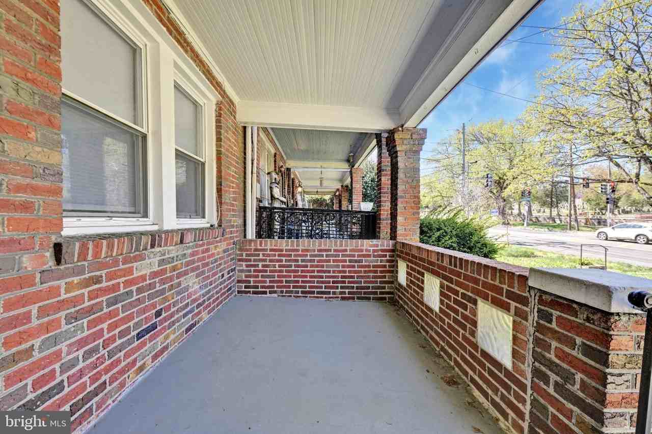 4607 N Capitol St Ne - Photo 2 of 25