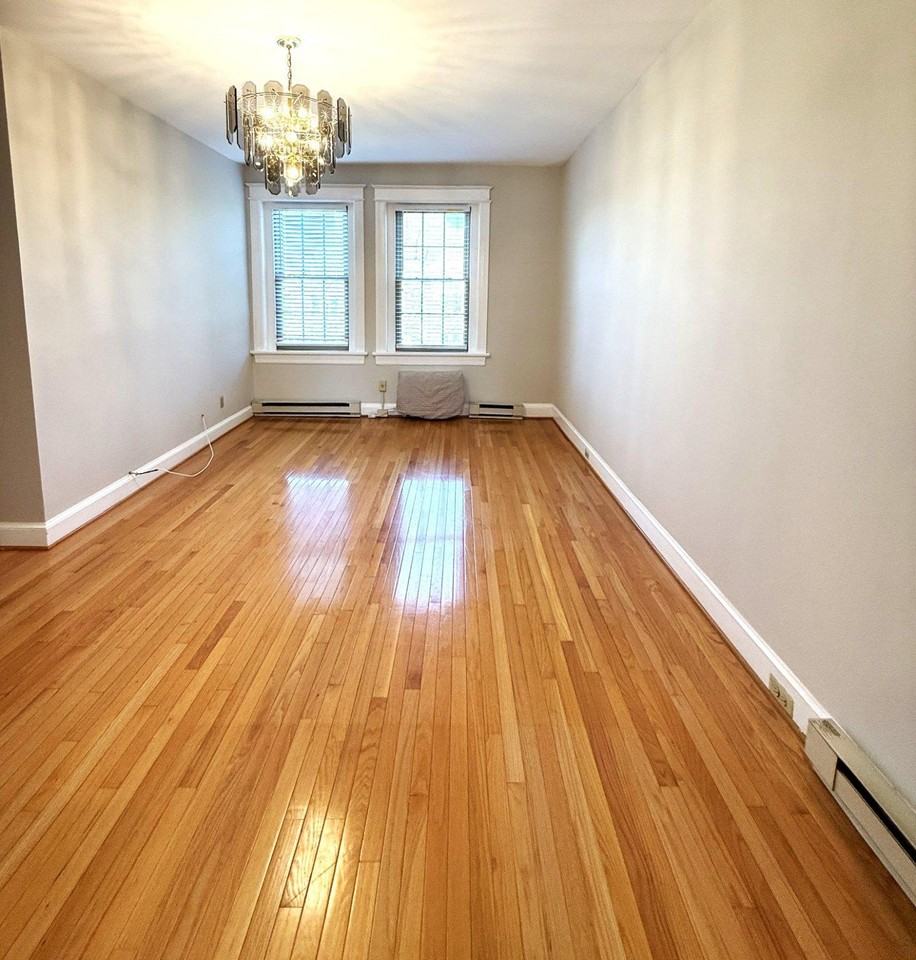 2010 Kalorama Rd Nw Apt 402 - Photo 6 of 18