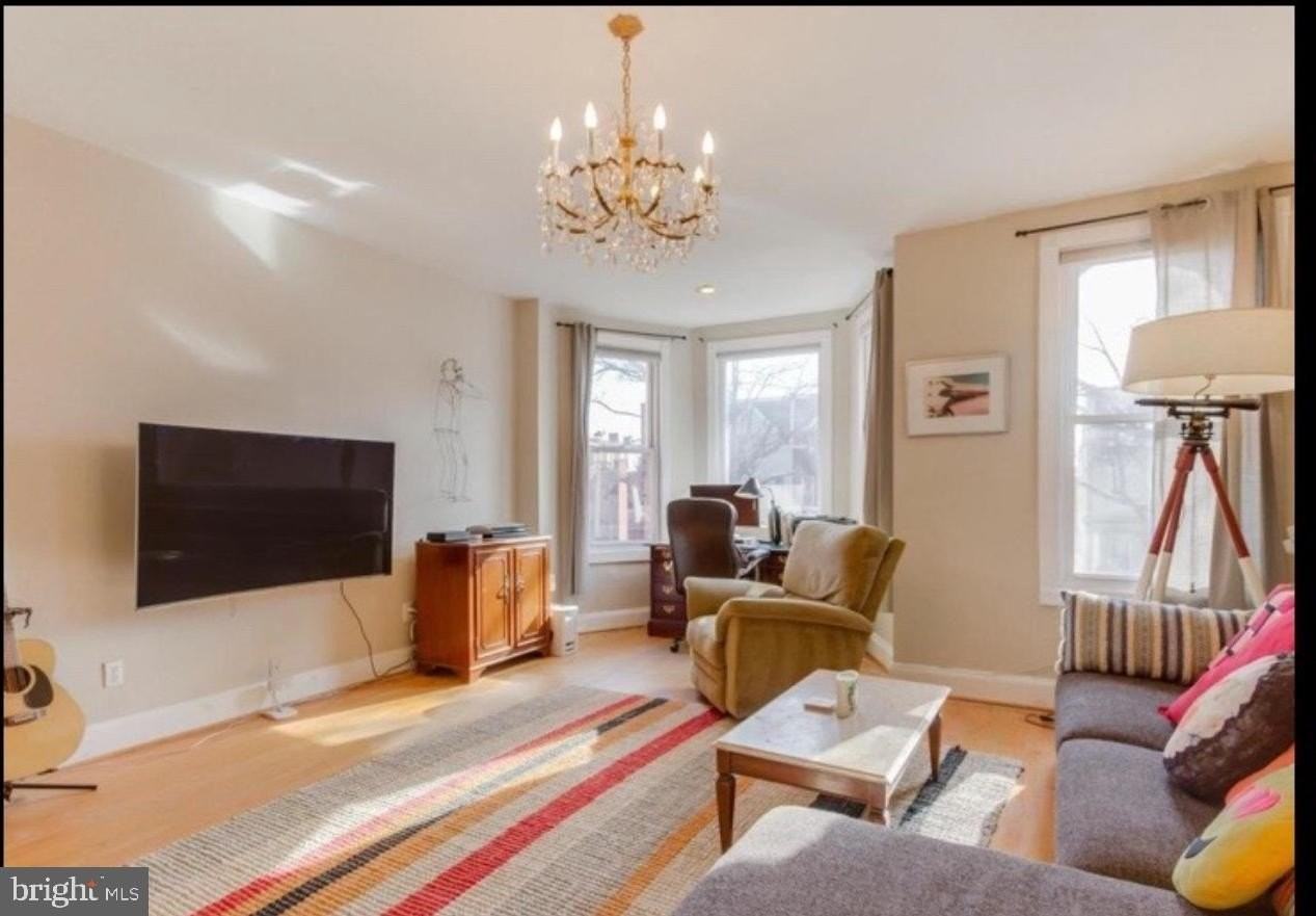 1311 Irving St Nw - Photo 6 of 14