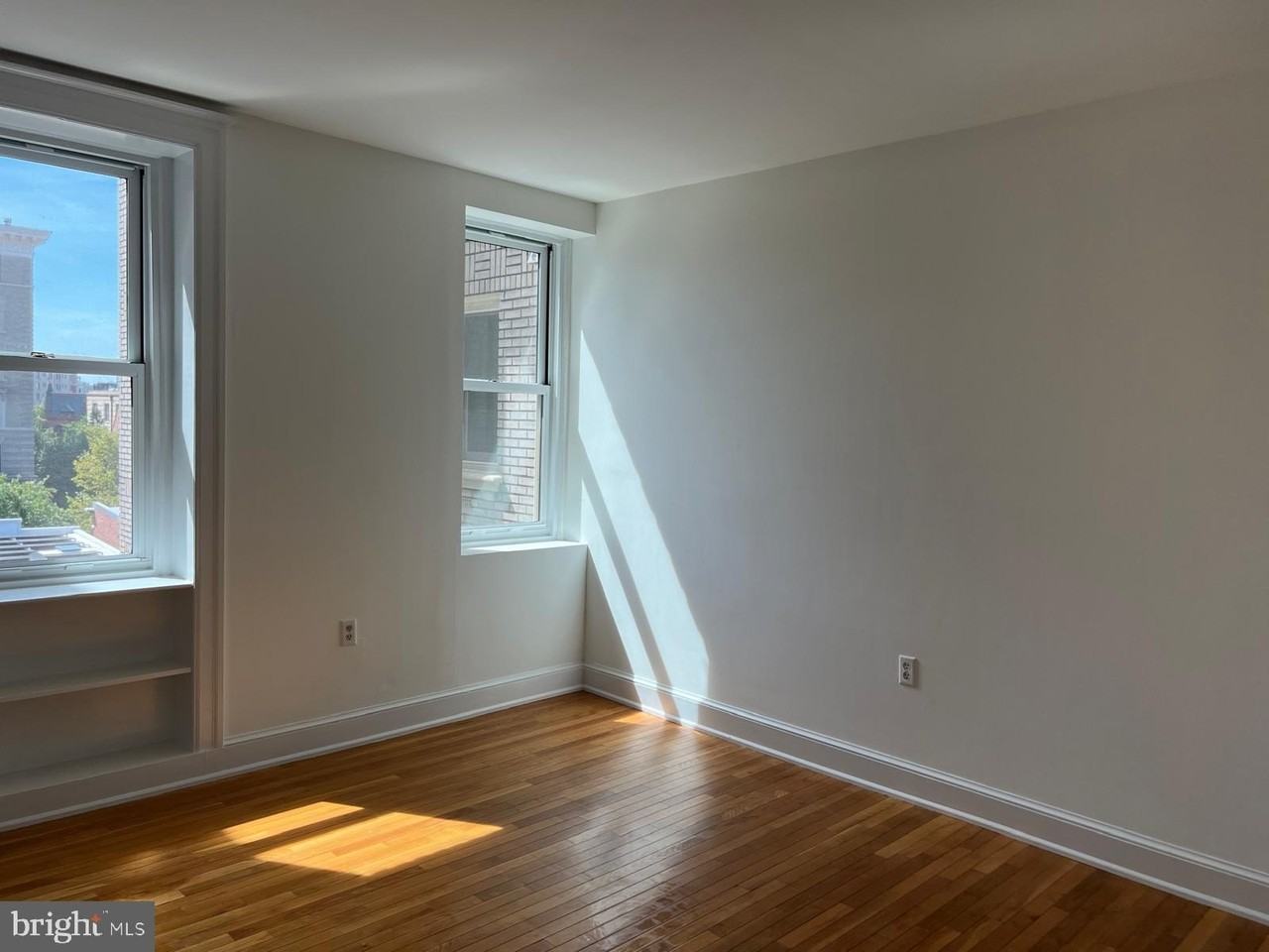 1916 17th St Nw #414 - Photo 7 of 16