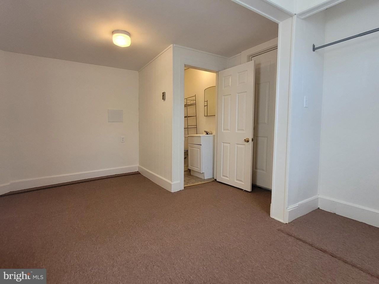 409 N Washington St - Photo 7 of 12