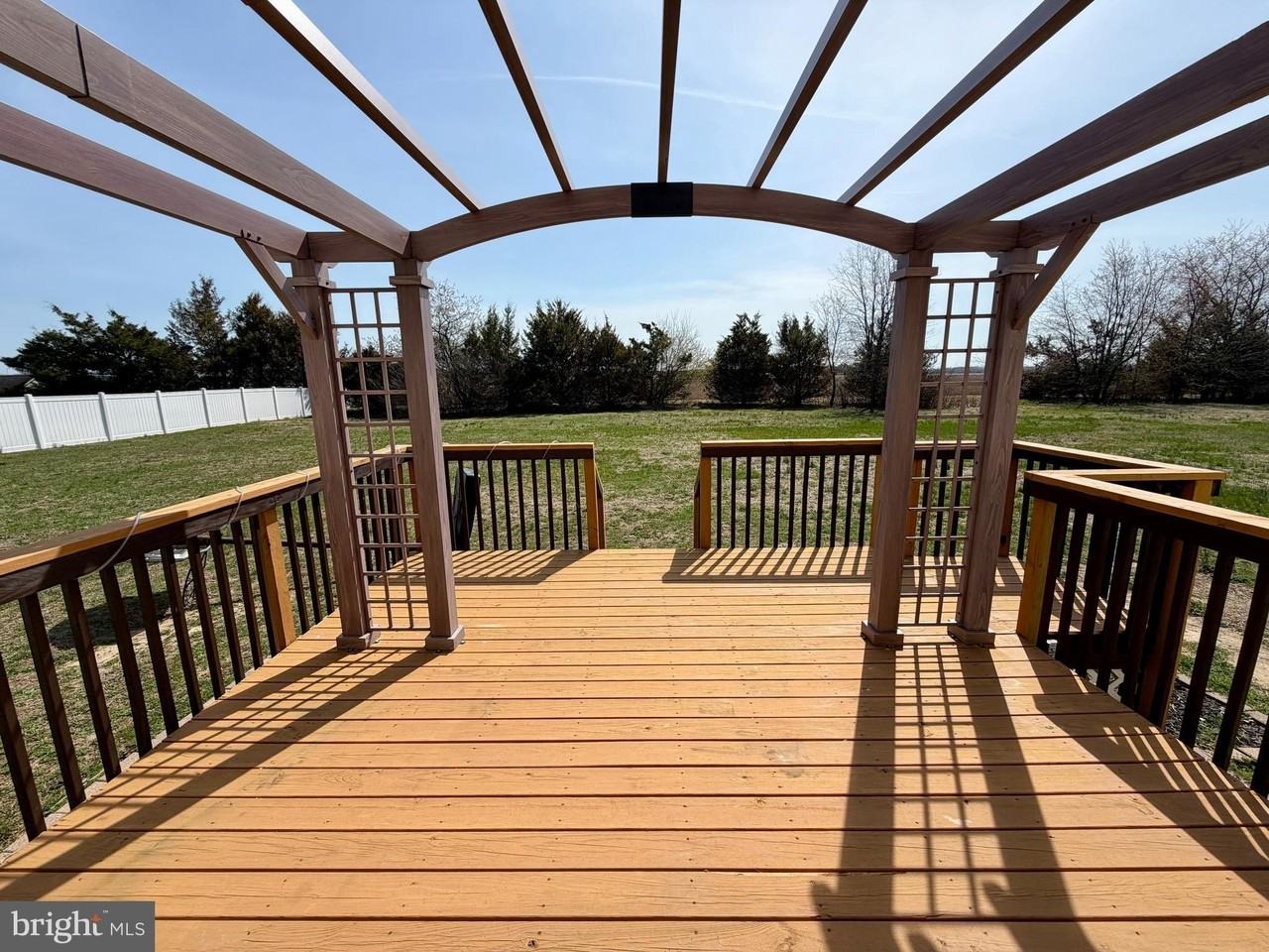 197 Glenhurst Dr - Photo 5 of 32