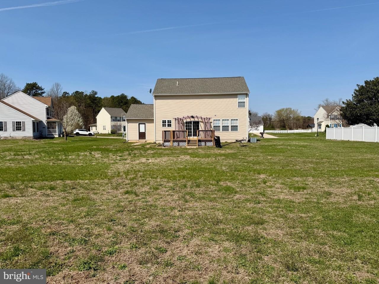 197 Glenhurst Dr - Photo 7 of 32