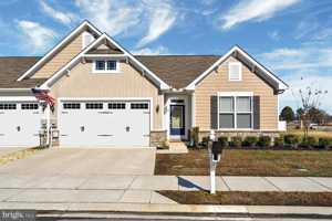 featured image of 16 Fuji Ct