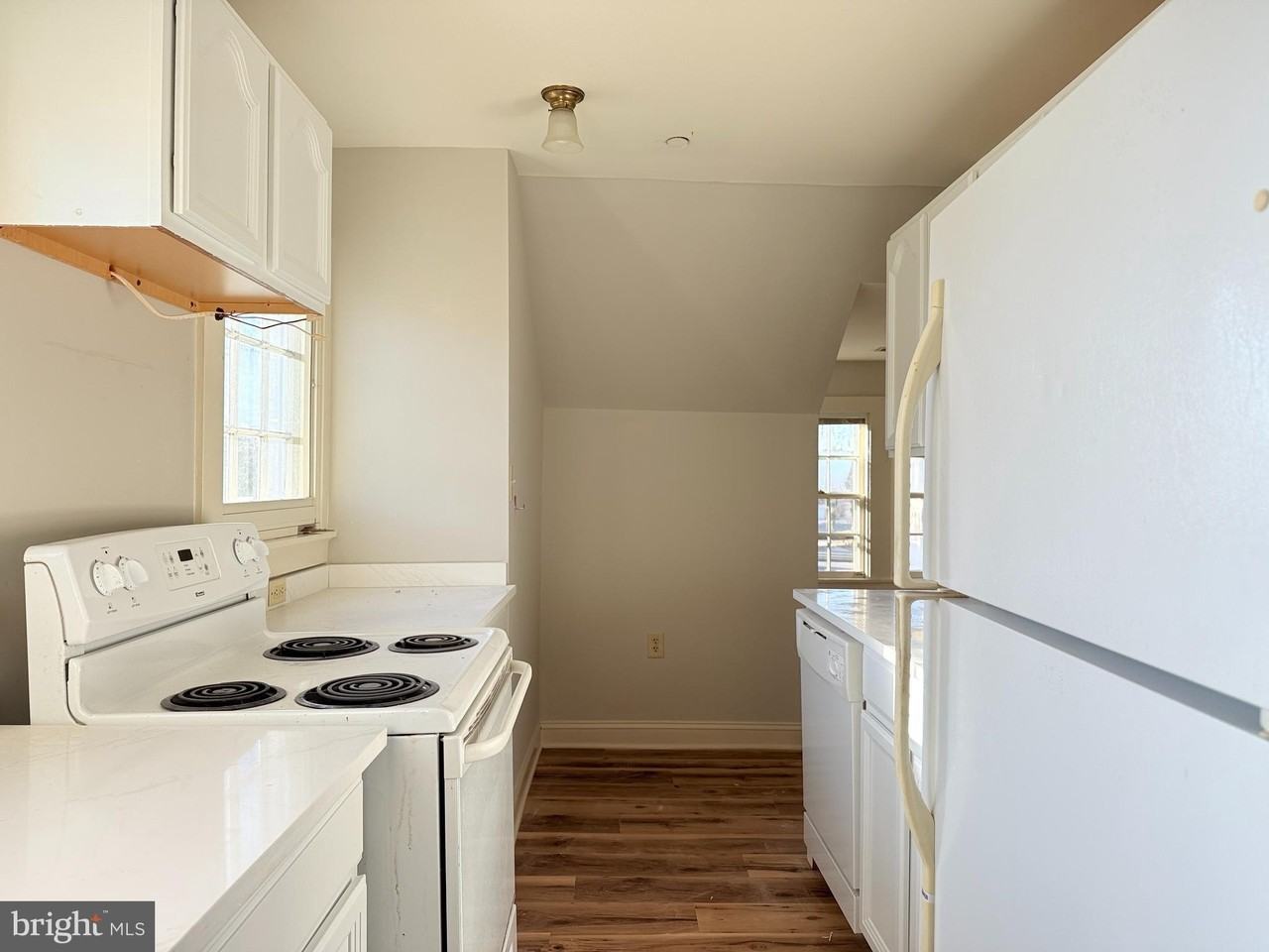 139 Nw Front St - Photo 5 of 9