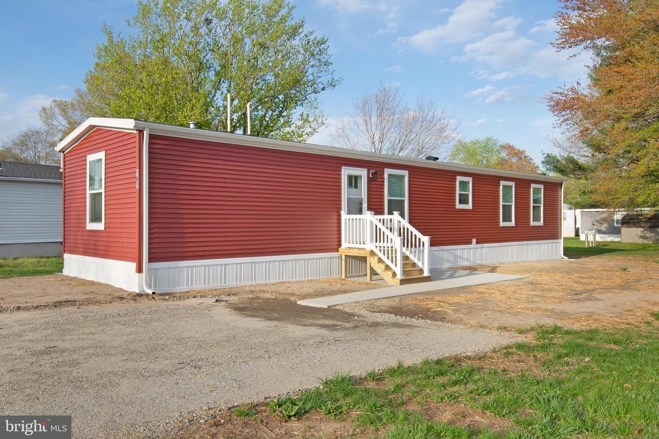 161 Carnation Dr Unit 76 - Photo 2 of 22