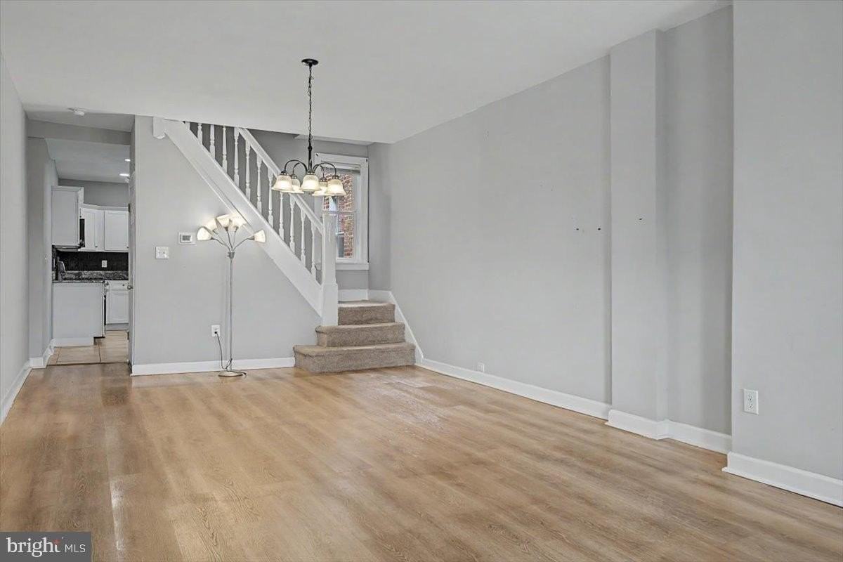 203 N Dupont St - Photo 5 of 24