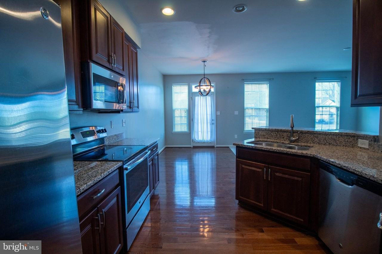 143 Margaretta Dr - Photo 6 of 21