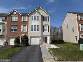 featured image of 25 Shawn Ln