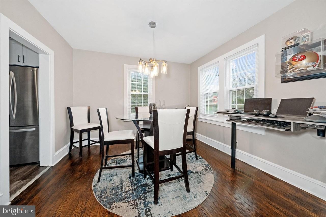 5 Woodrow Ave - Photo 7 of 33