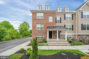 featured image of 601 Pony Ln