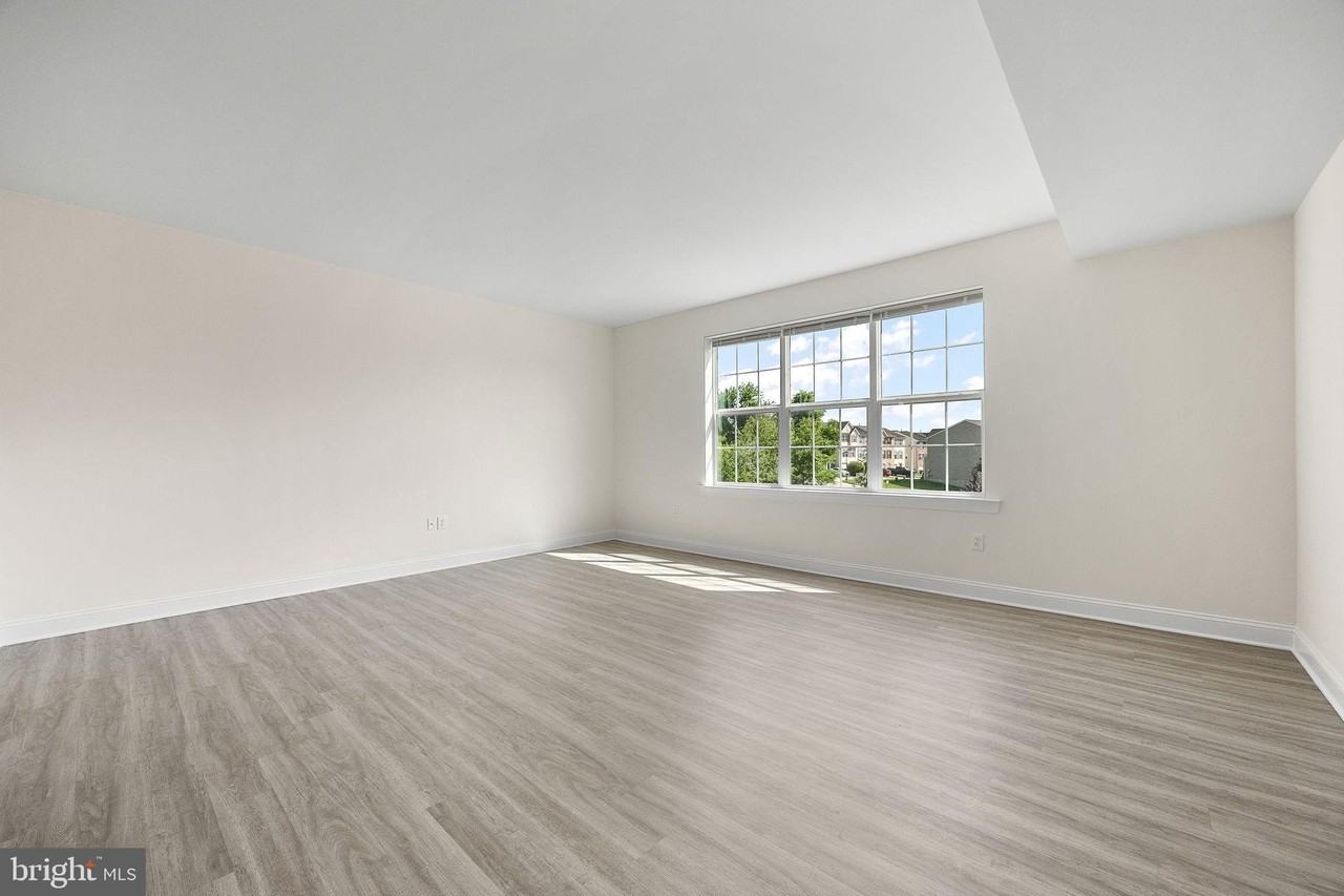 601 Pony Ln - Photo 4 of 24