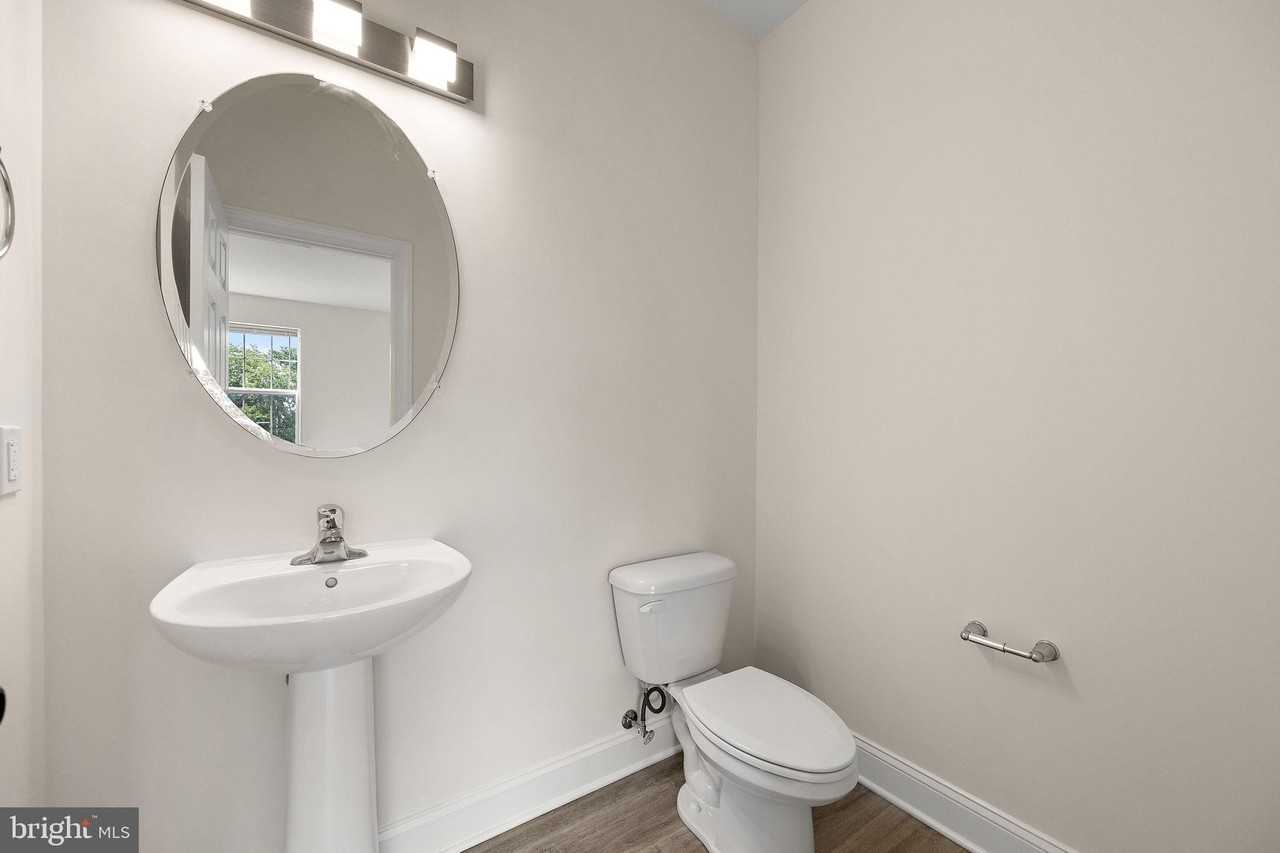 601 Pony Ln - Photo 7 of 24