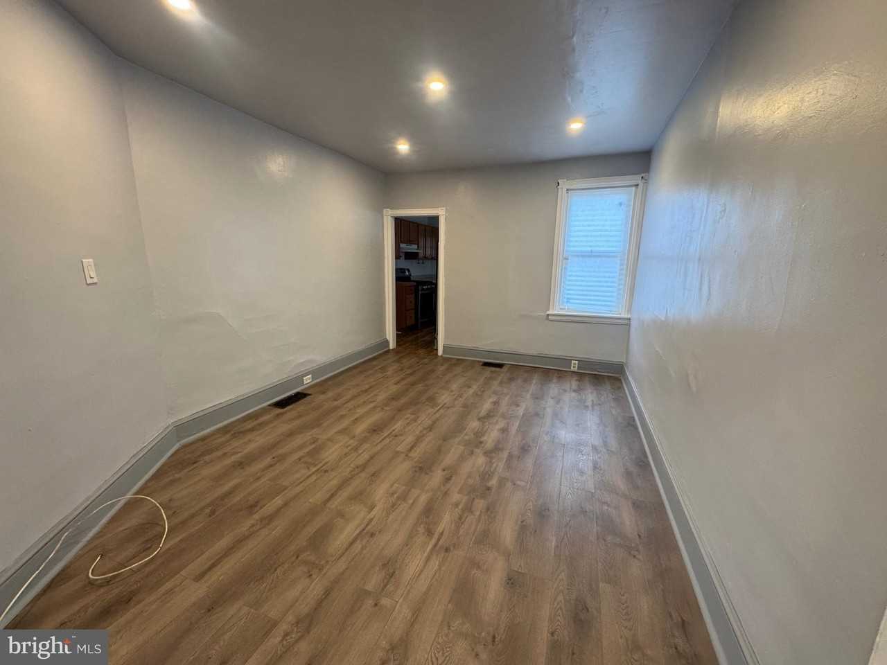 3003 N Washington St - Photo 4 of 18