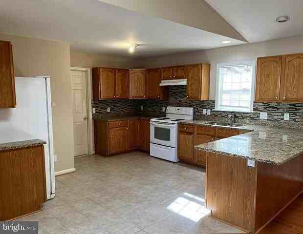 30768 Oak Crest Dr - Photo 5 of 18