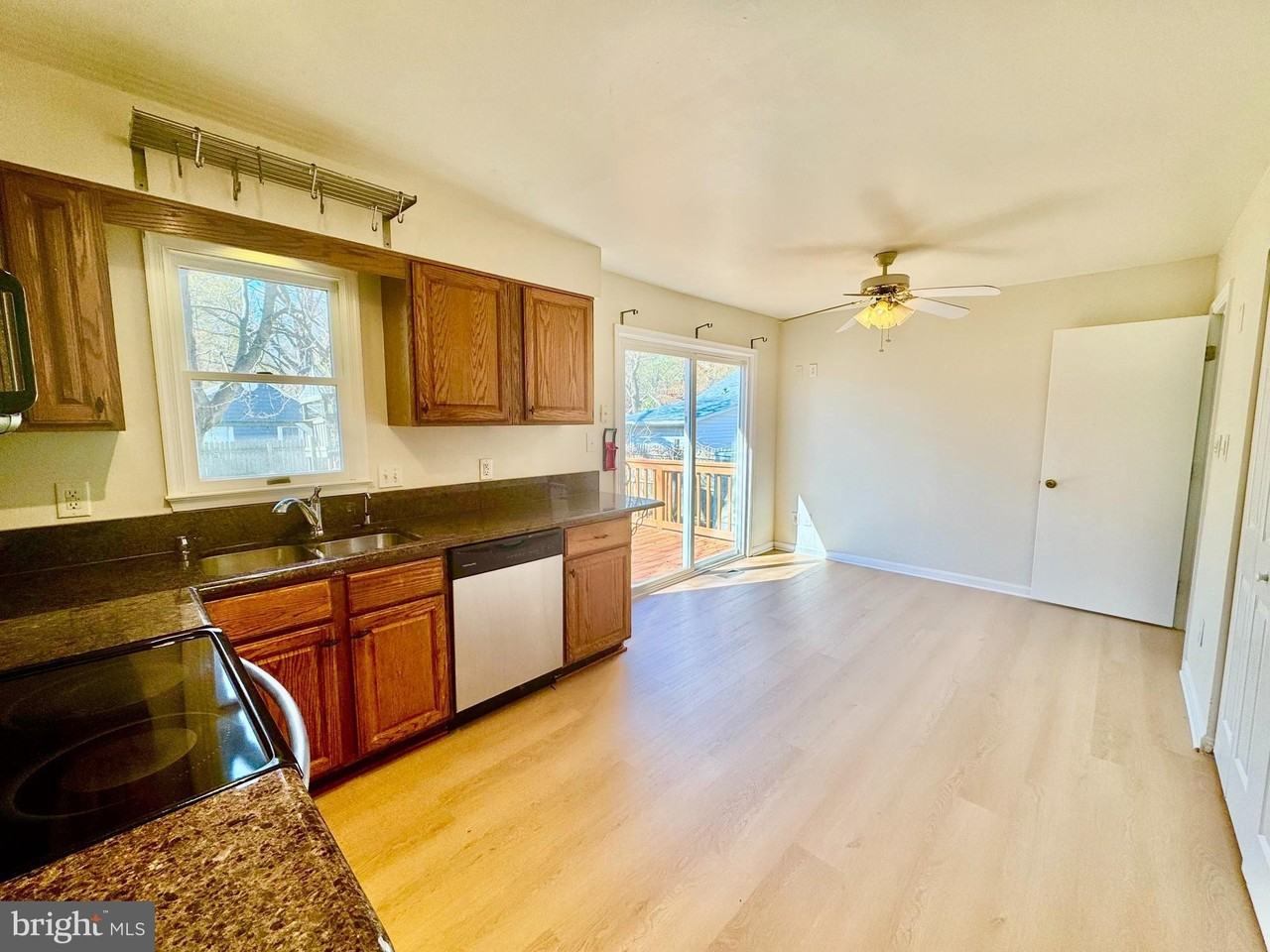 1193 Maple Ave - Photo 7 of 28