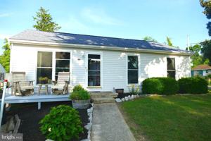 featured image of 7519-A Rock Creek Way