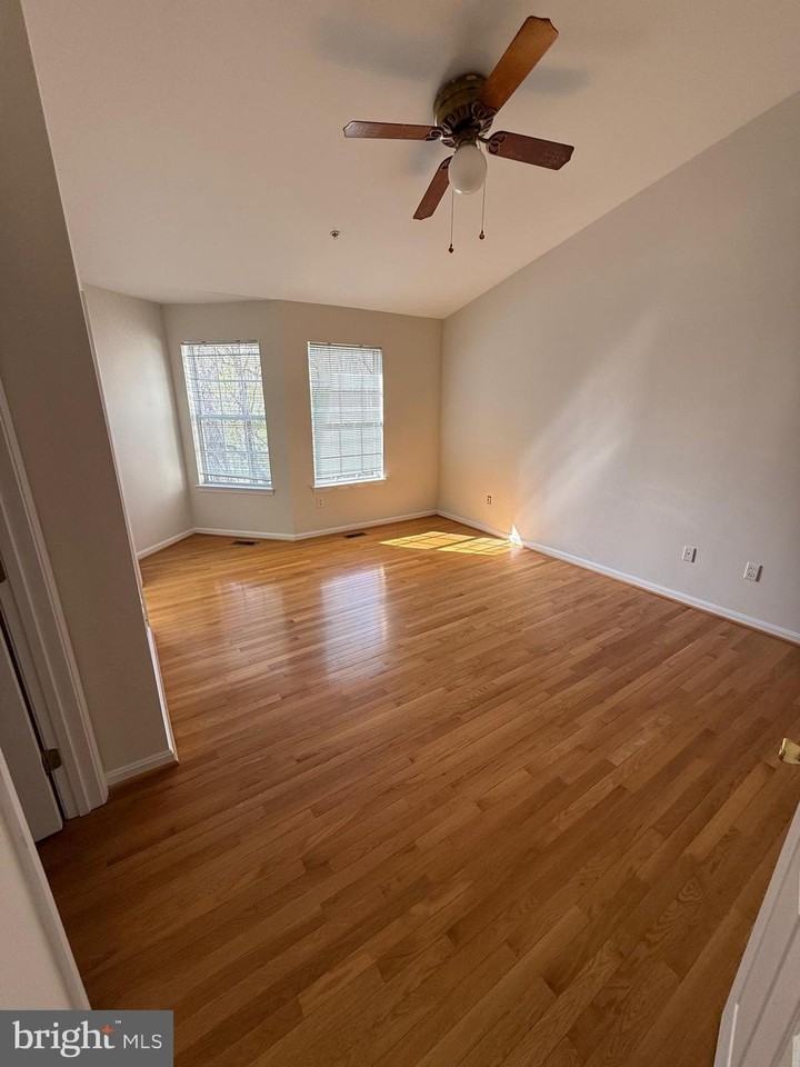 8716 Little Patuxent Ct - Photo 5 of 17