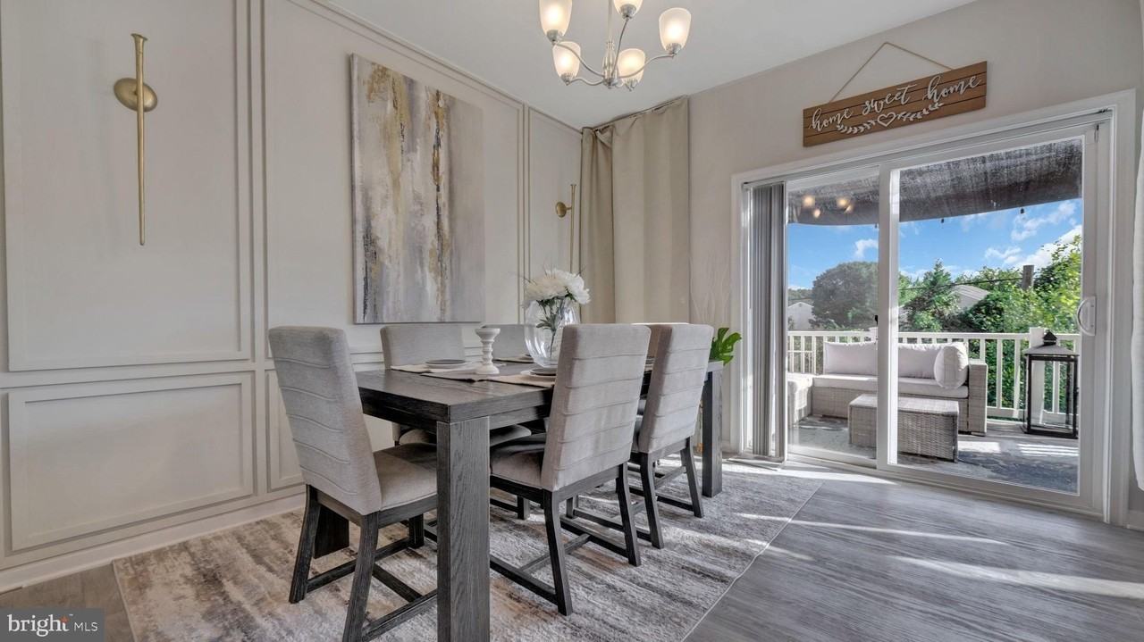 7748 Venice Ln - Photo 7 of 27