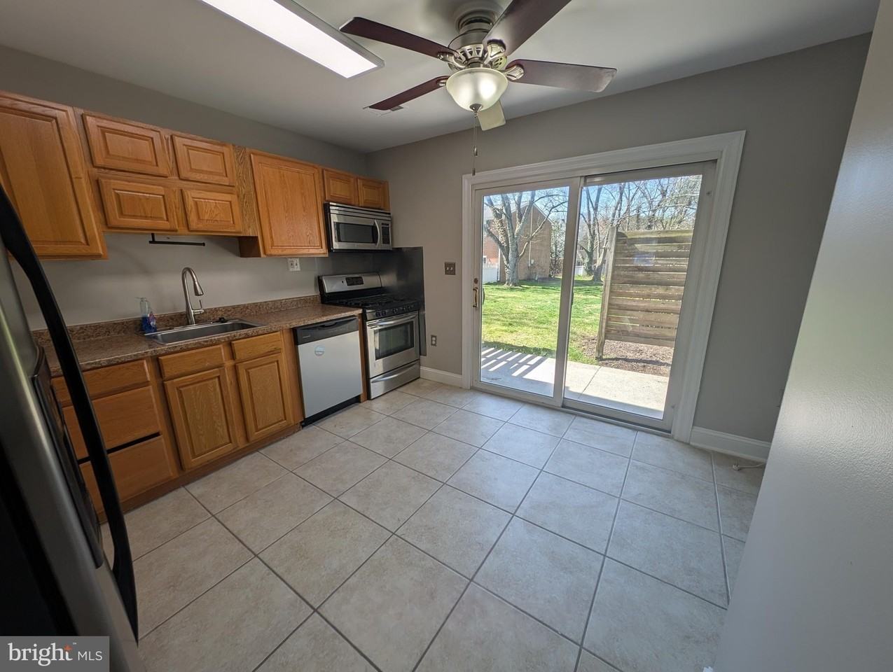 8435 Norwood Dr - Photo 6 of 37