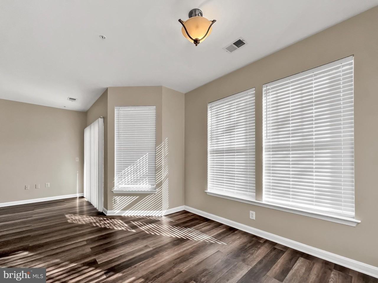 3511 Piney Woods Pl #C104 - Photo 6 of 30