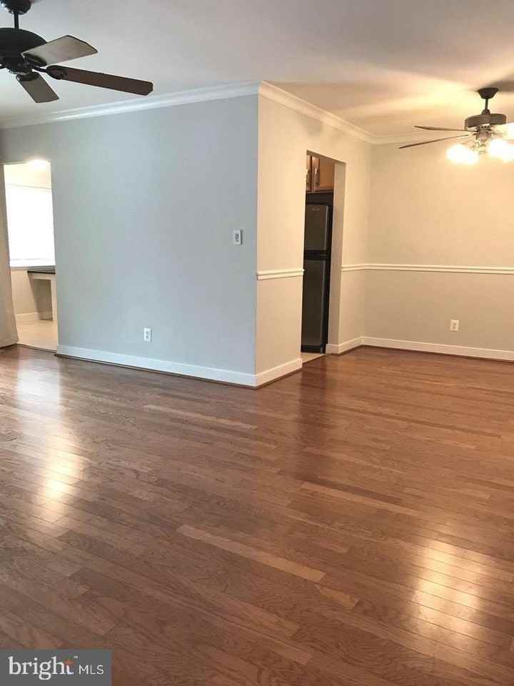 1225 Gemini Dr Apt B - Photo 6 of 7