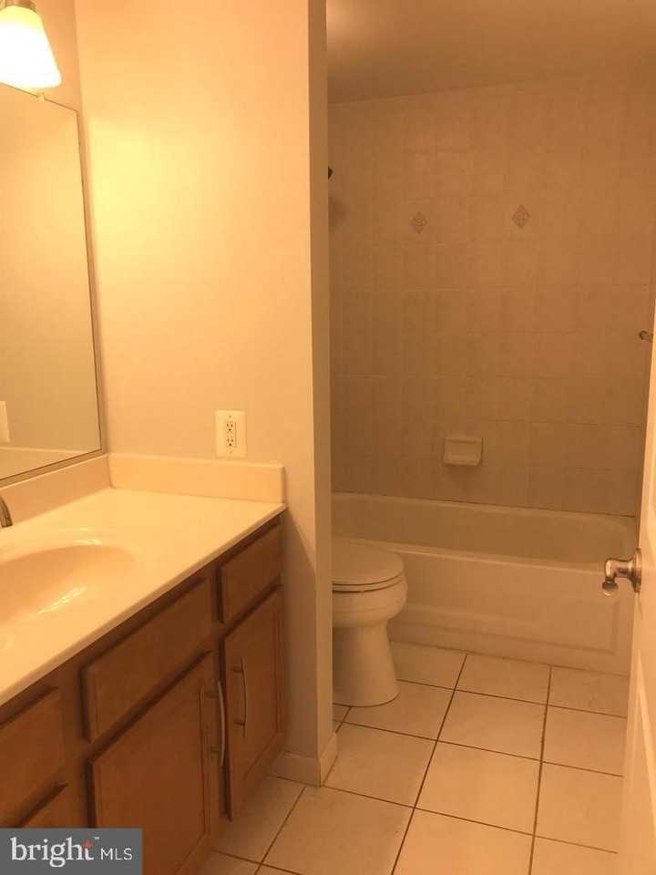 1225 Gemini Dr Apt B - Photo 7 of 7